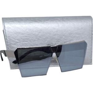 IRRESISTOR Stylish Black Geometric Sunglasses